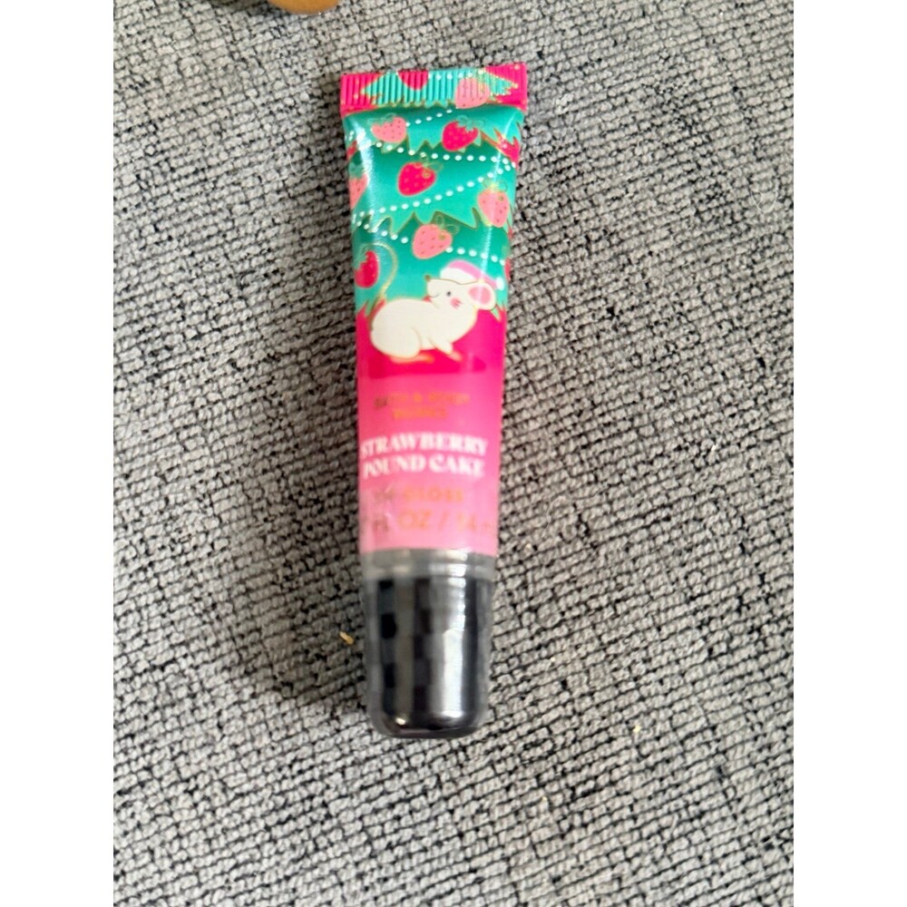 Bath & body works new sealed Strawberry Pound Cake Lip Gloss